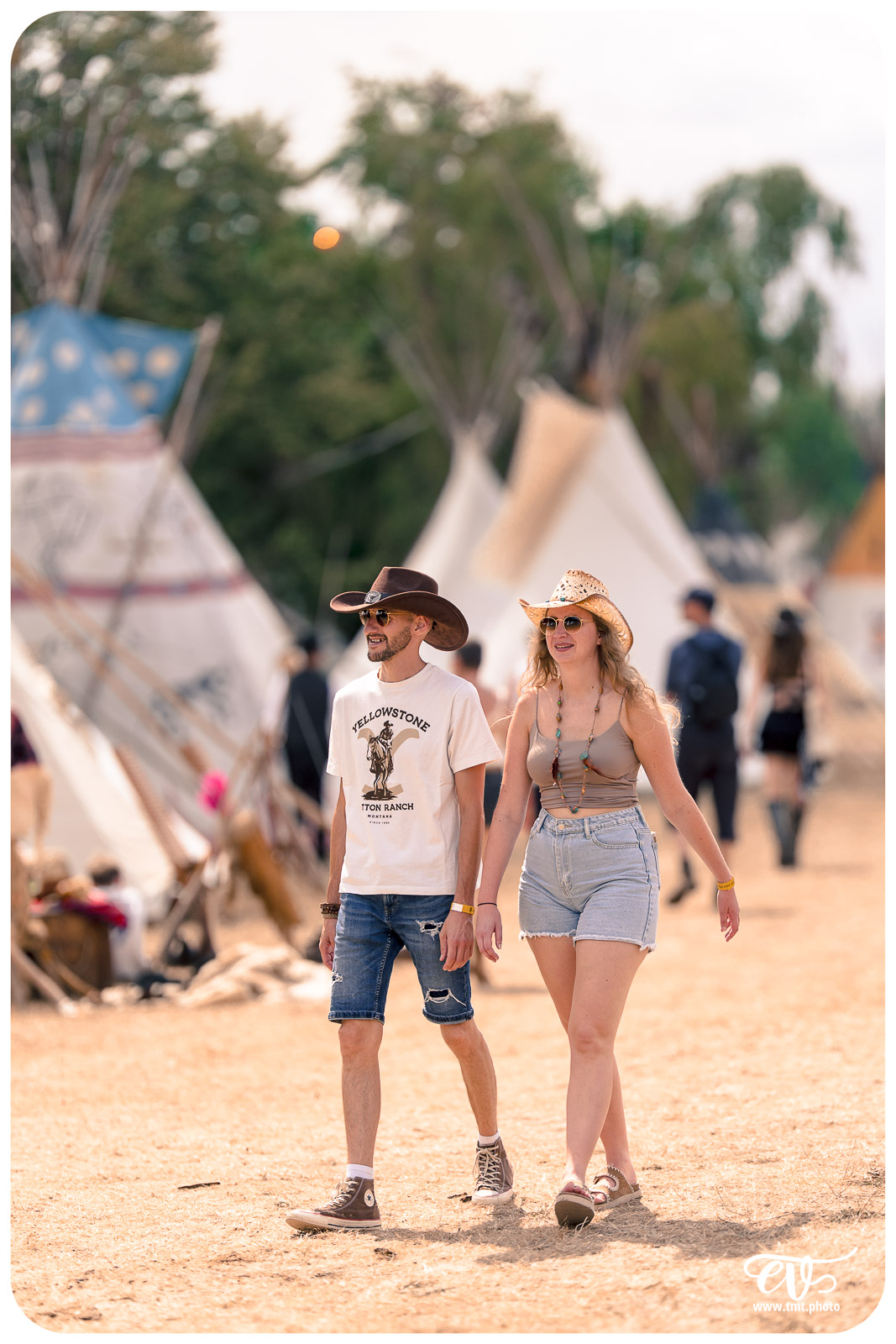FESTIVAL POW WOW